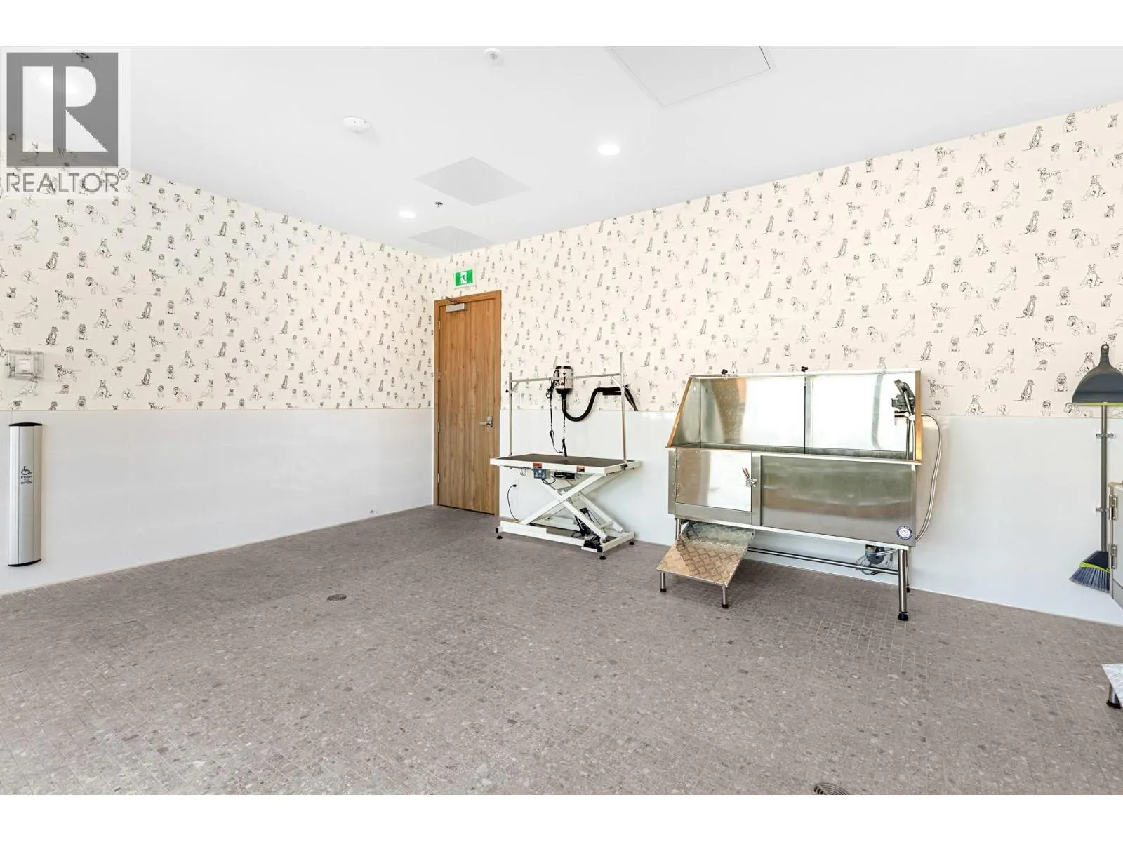 238 Leon Avenue Unit# 1407