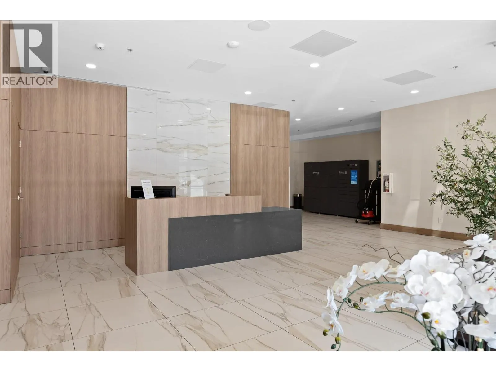 238 Leon Avenue Unit# 1407
