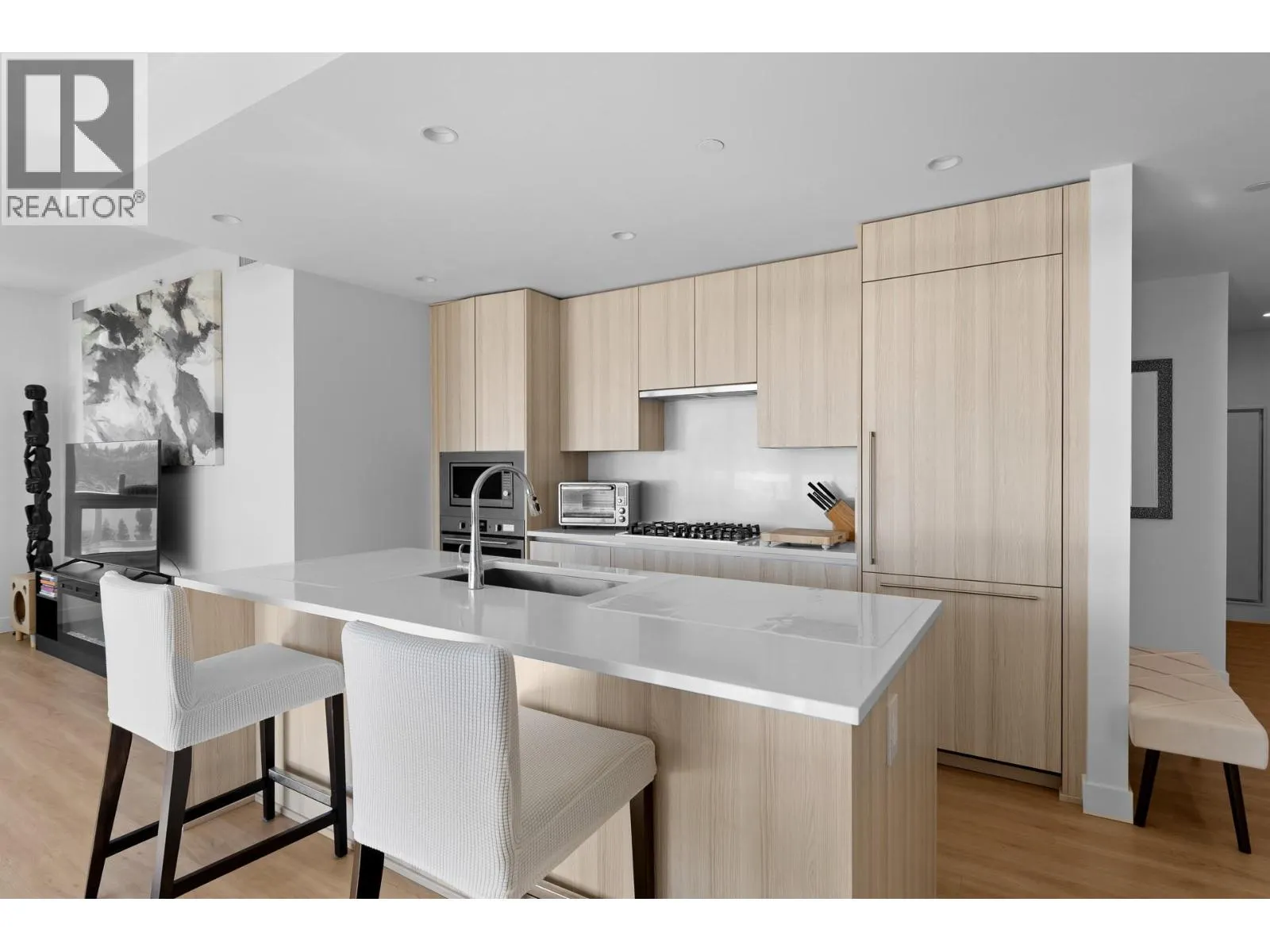 238 Leon Avenue Unit# 1407