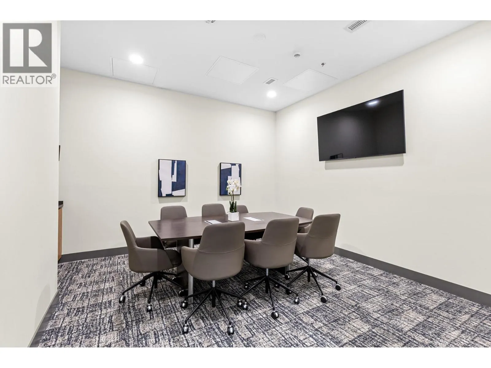 238 Leon Avenue Unit# 1407