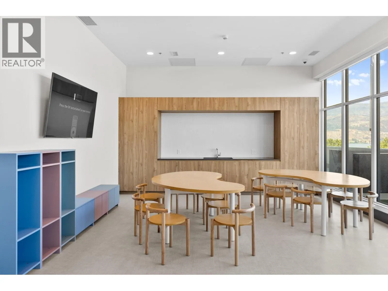 238 Leon Avenue Unit# 1407