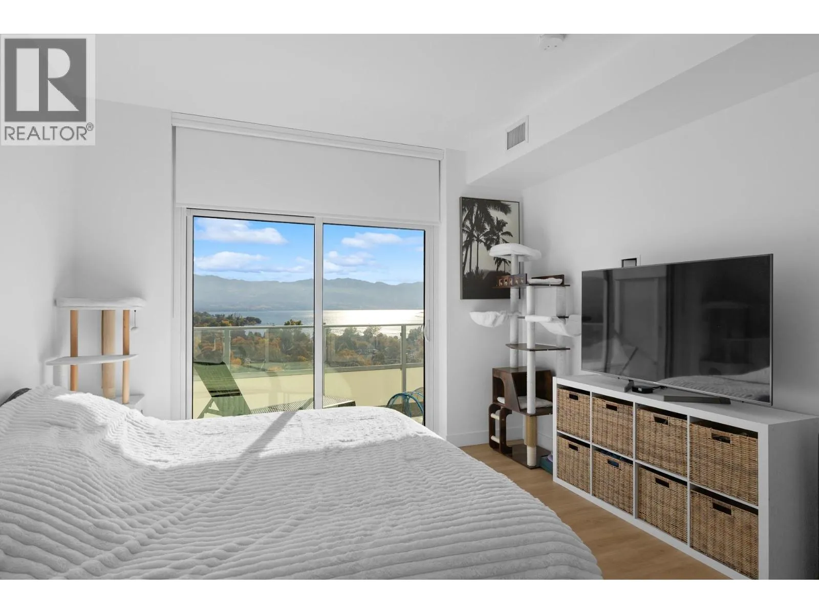 238 Leon Avenue Unit# 1407