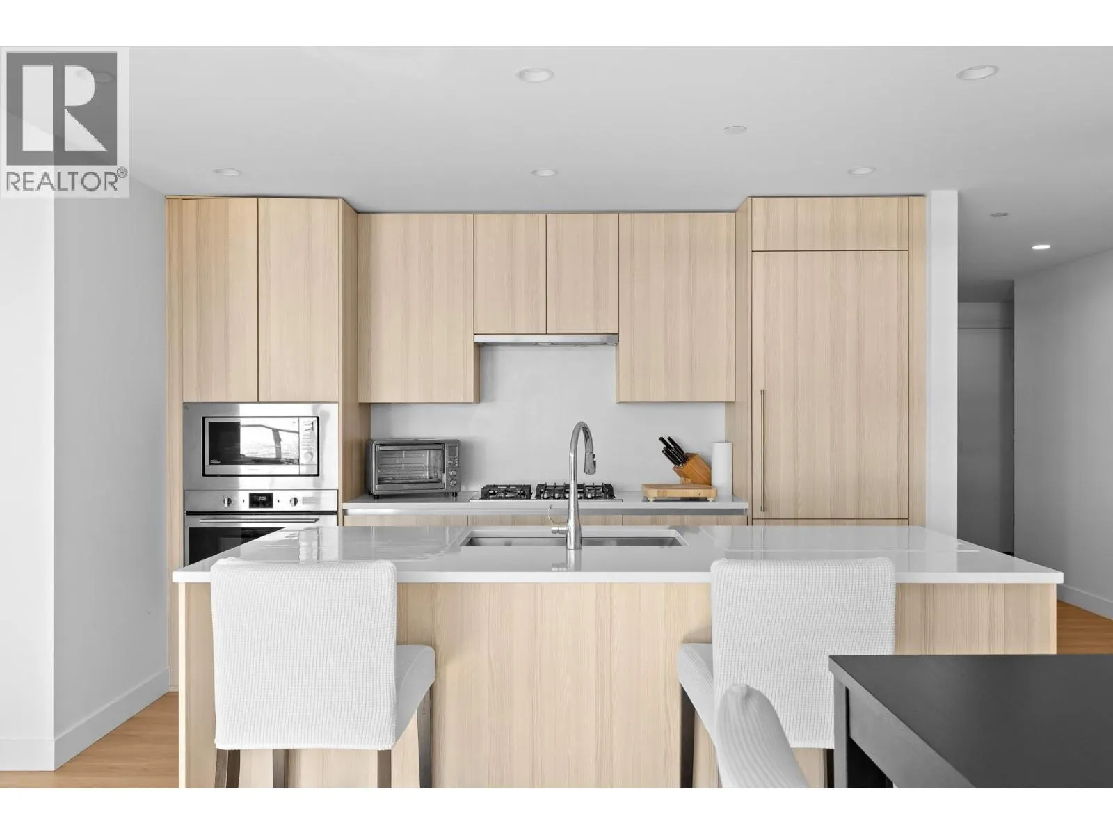 238 Leon Avenue Unit# 1407