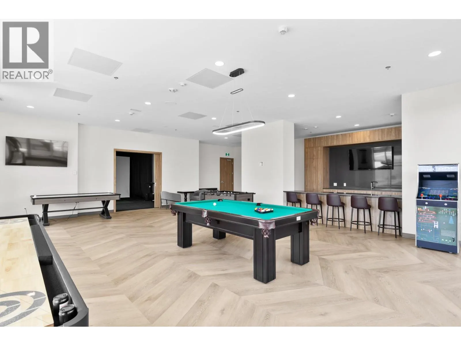 238 Leon Avenue Unit# 1407