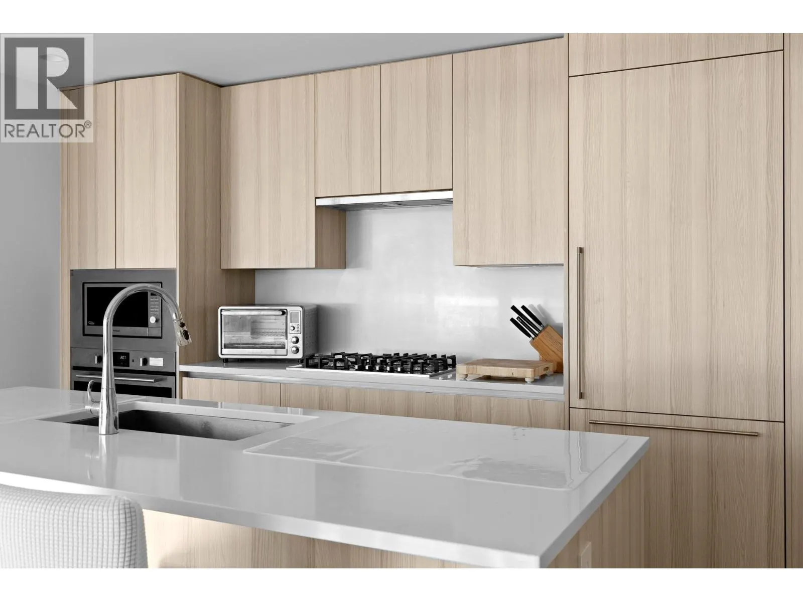 238 Leon Avenue Unit# 1407