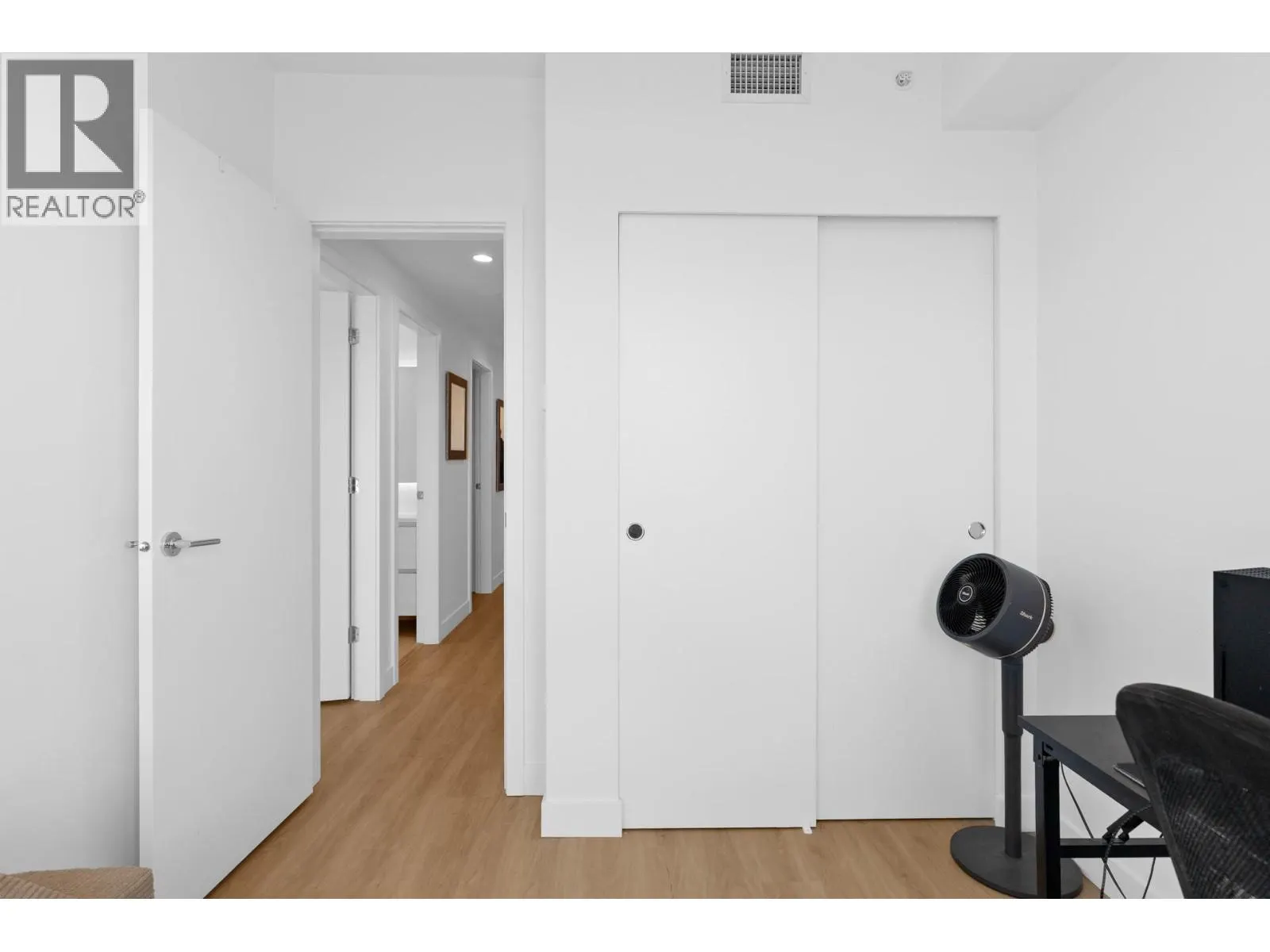 238 Leon Avenue Unit# 1407