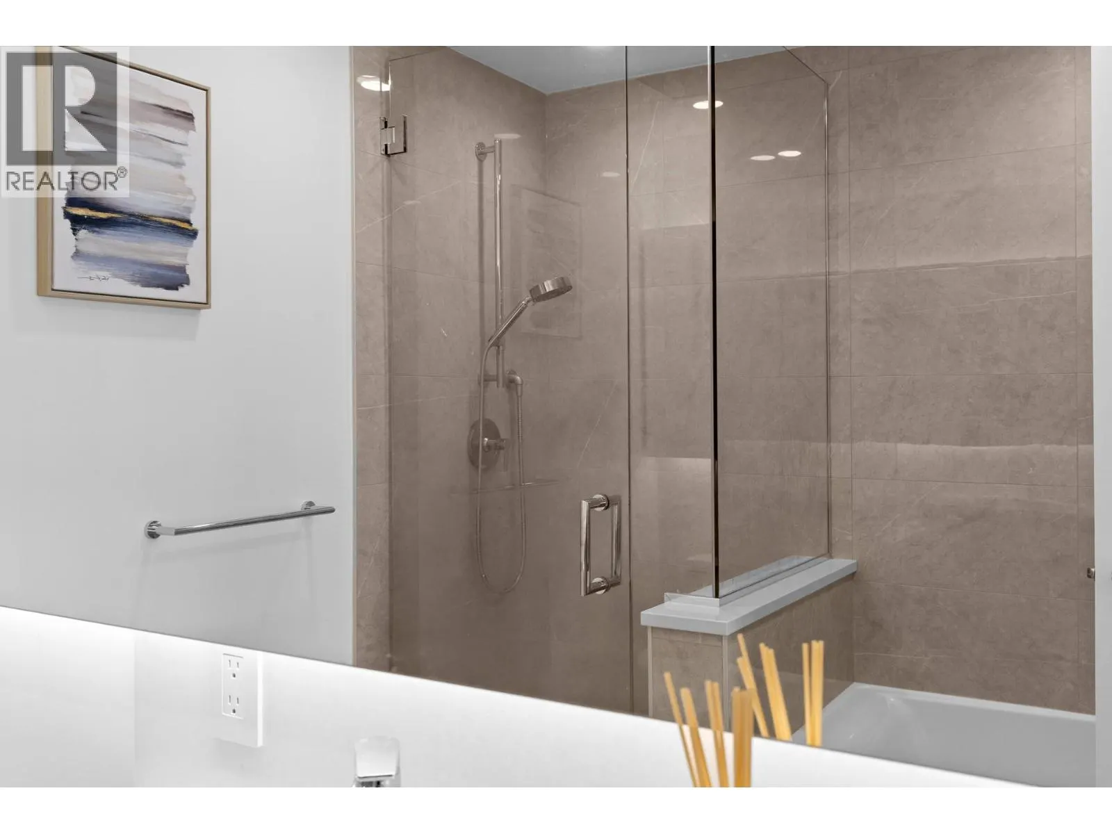 238 Leon Avenue Unit# 1407