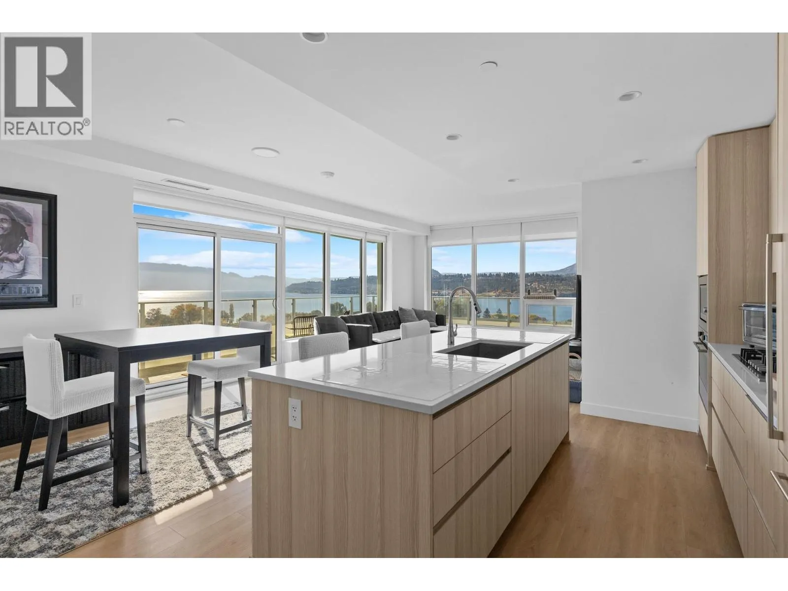238 Leon Avenue Unit# 1407