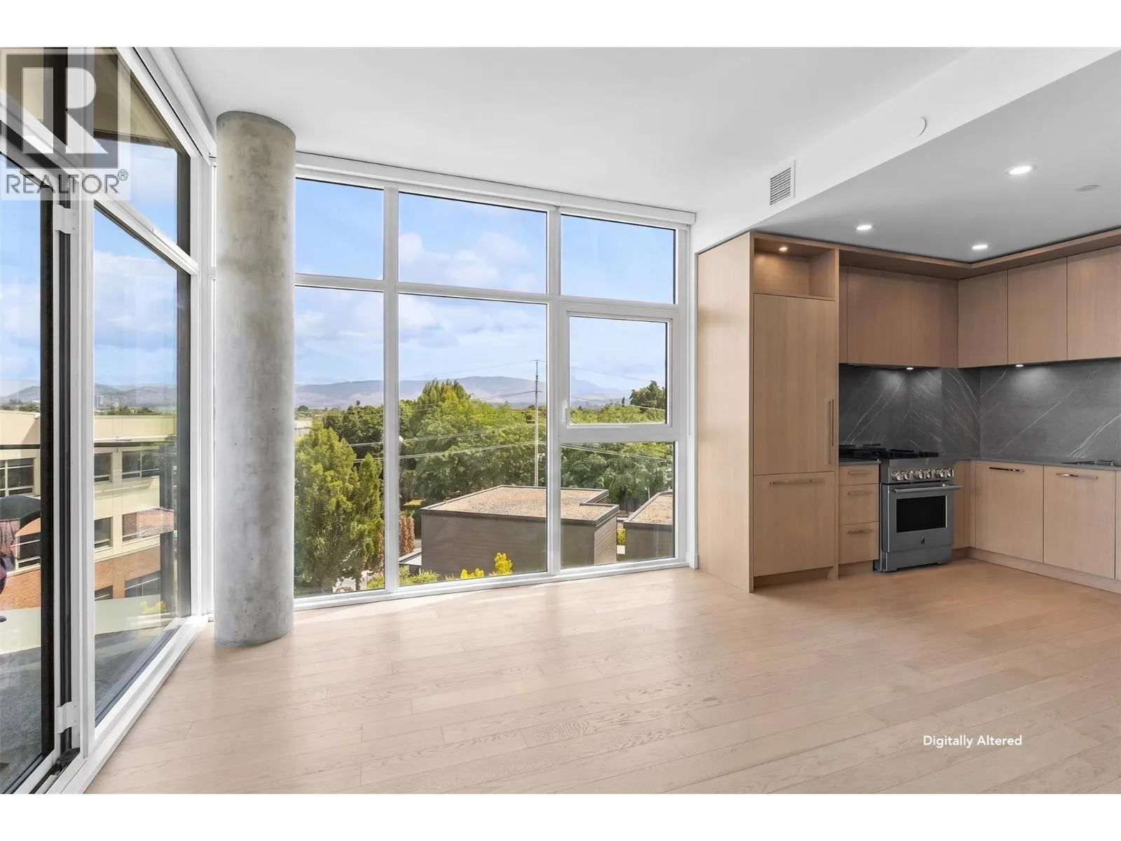 3389 Lakeshore Road Unit# 407