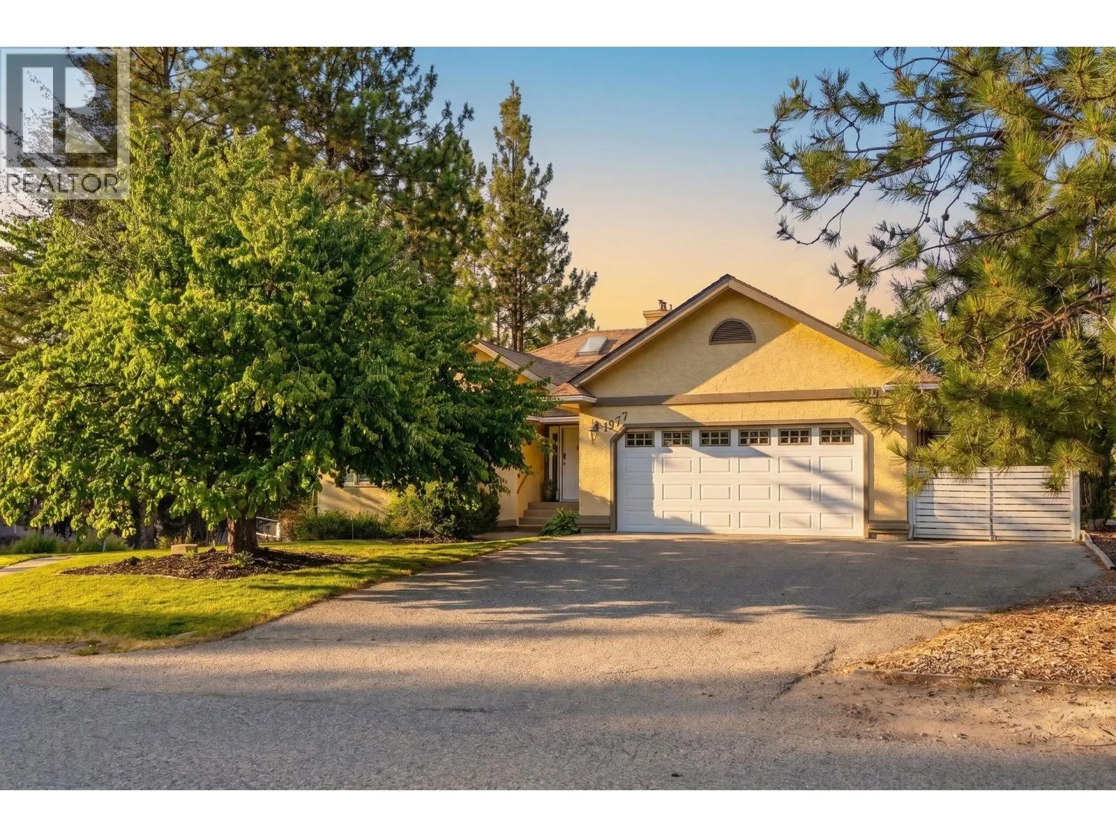 1977 Covington Crescent