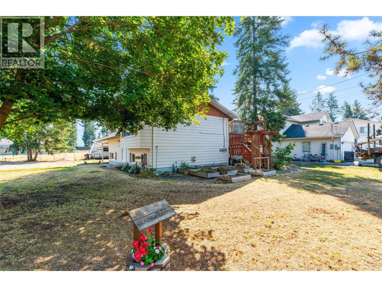 792 Eastwood Road