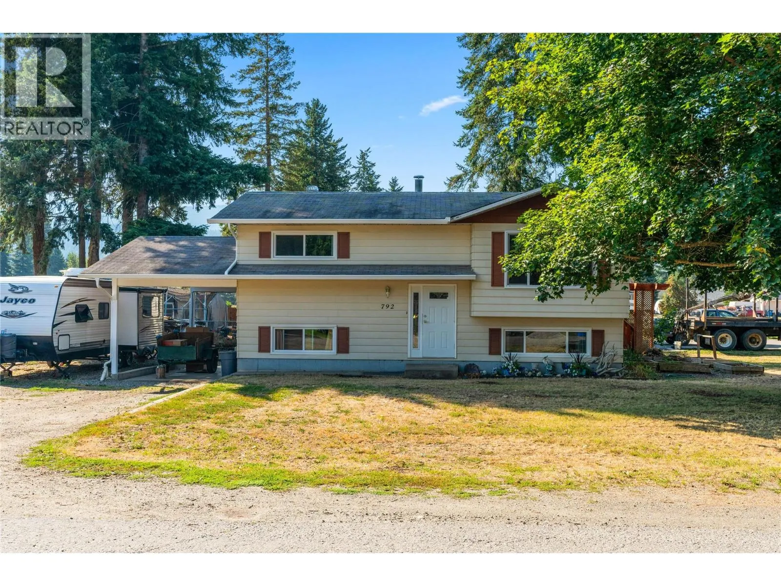 792 Eastwood Road