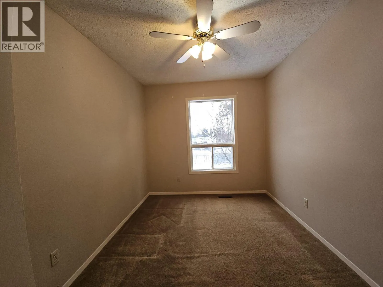 143 Kiskatinaw Crescent