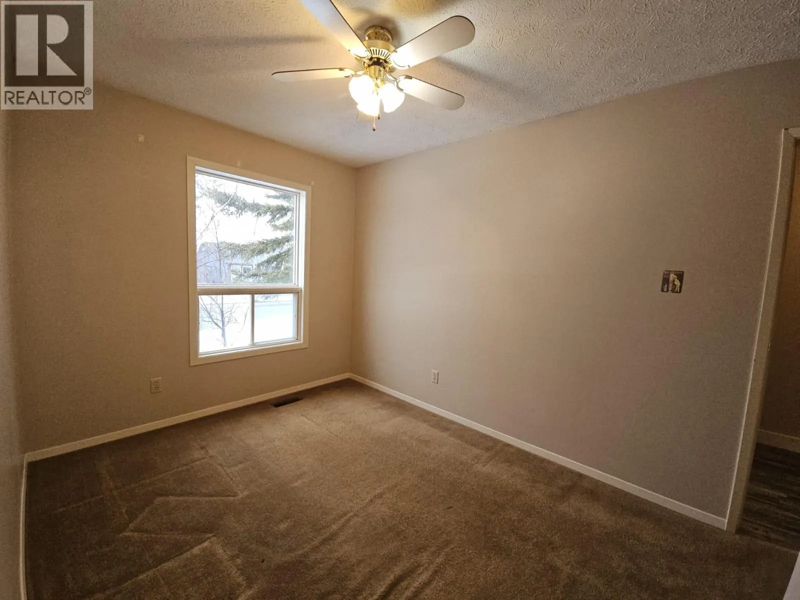 143 Kiskatinaw Crescent