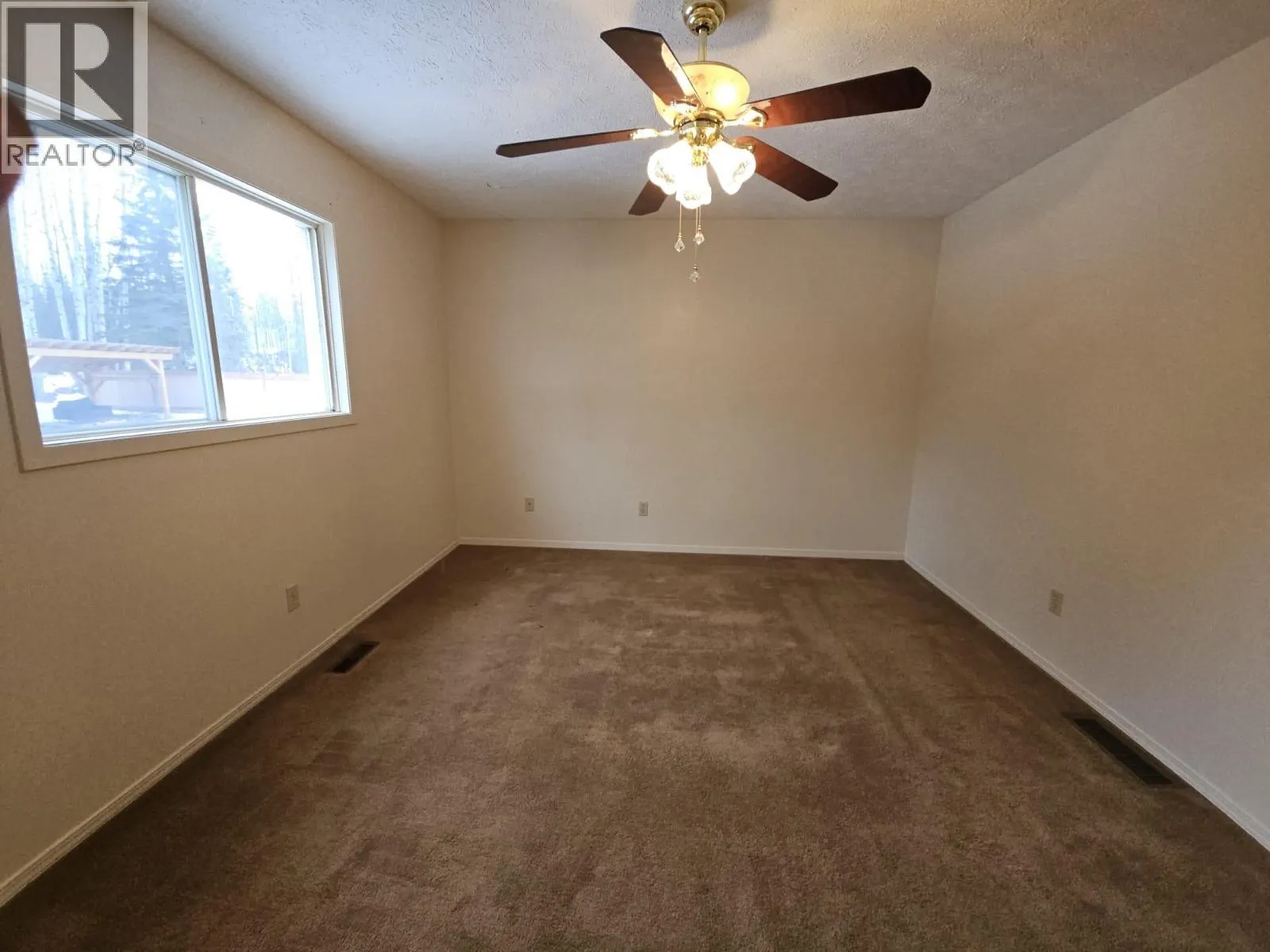 143 Kiskatinaw Crescent