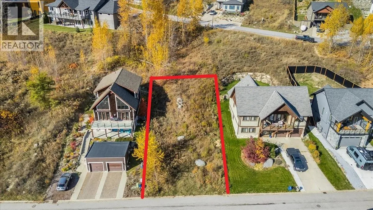 802 WHITE TAIL Drive