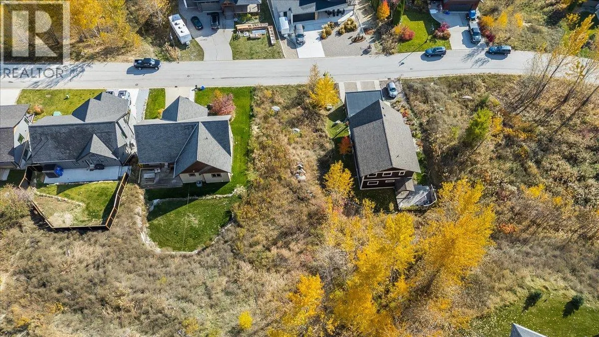 802 WHITE TAIL Drive