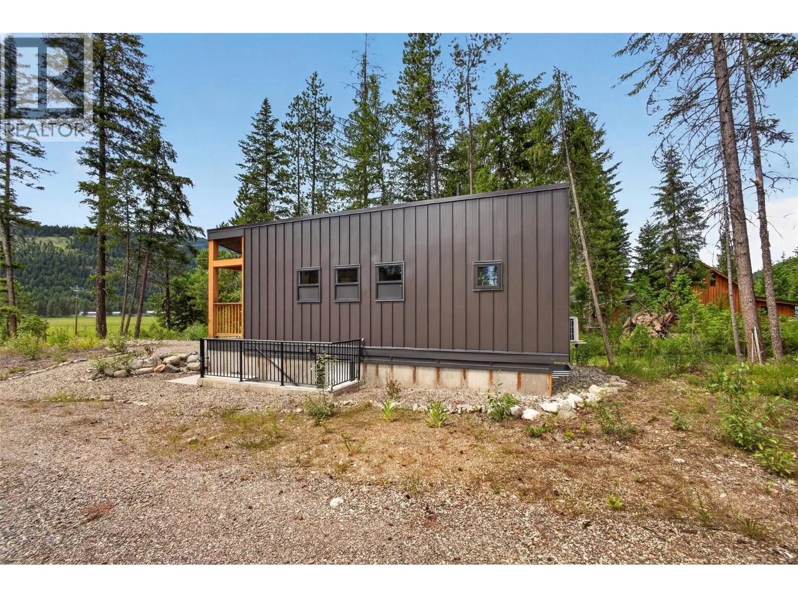 5533 33 Highway Unit# 3