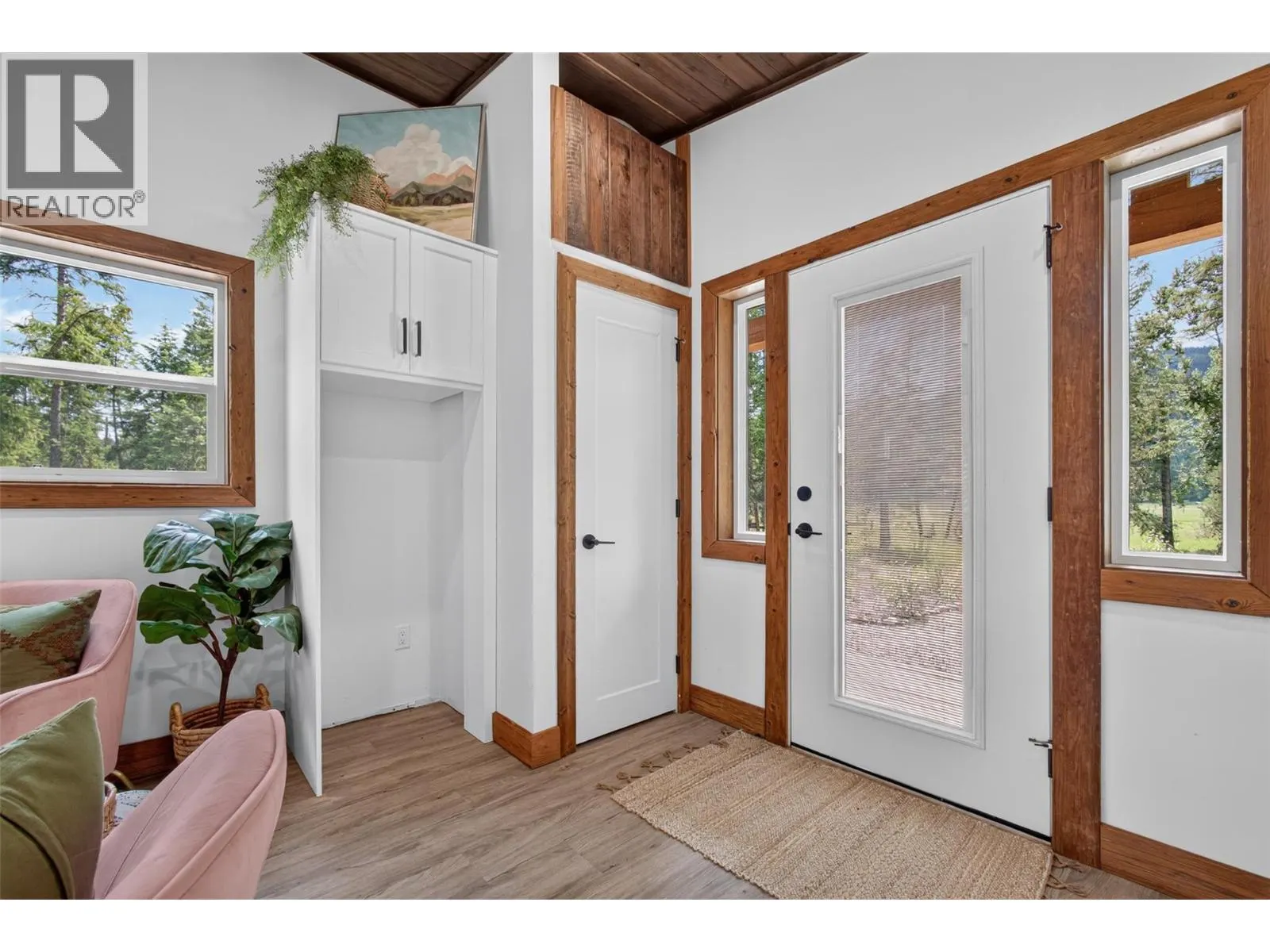 5533 33 Highway Unit# 3