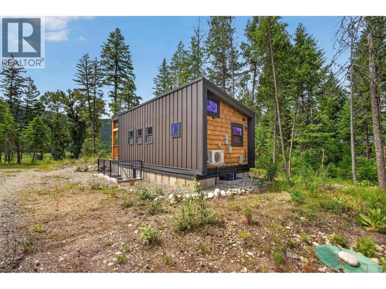 5533 33 Highway Unit# 3