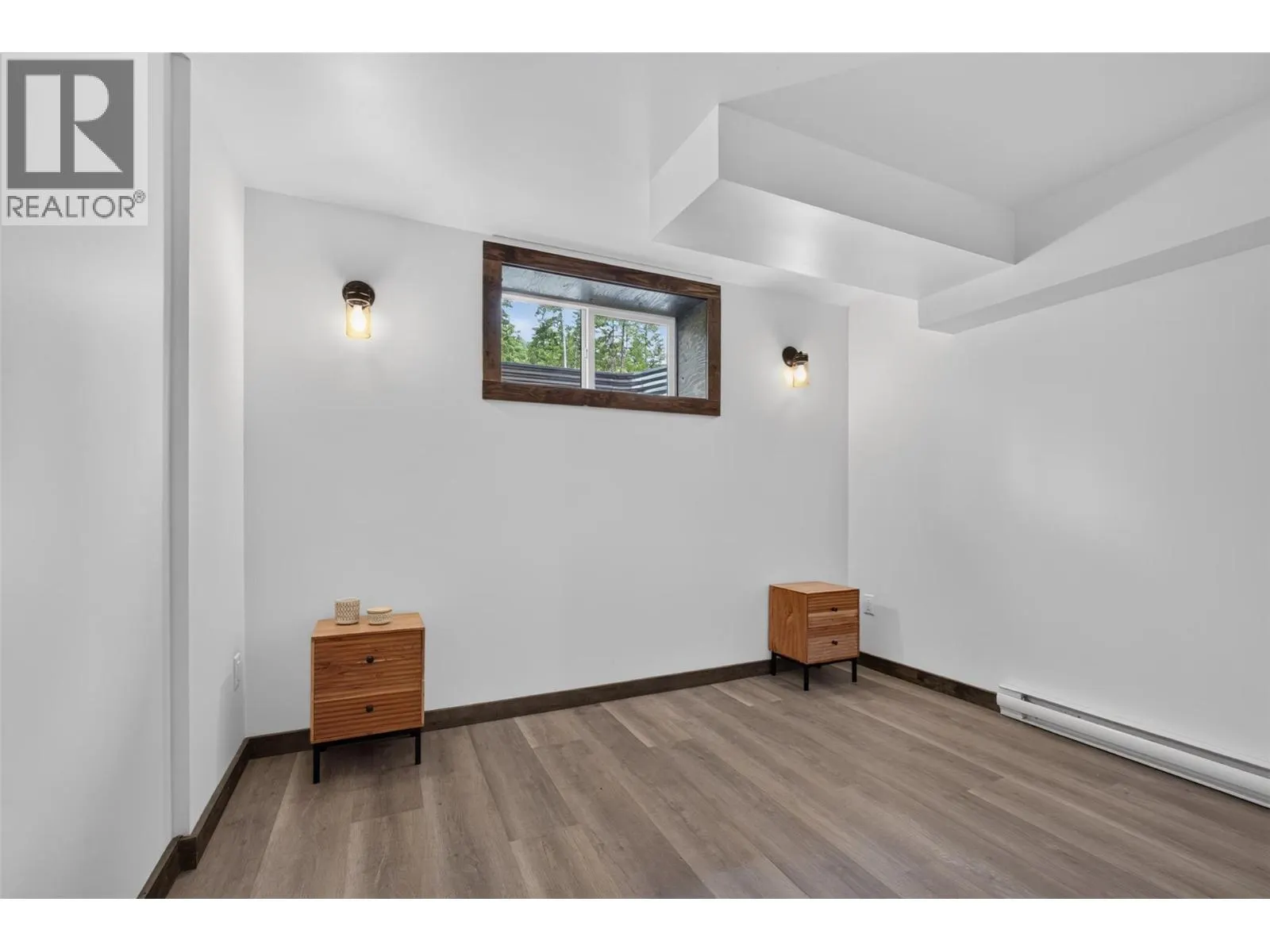 5533 33 Highway Unit# 3