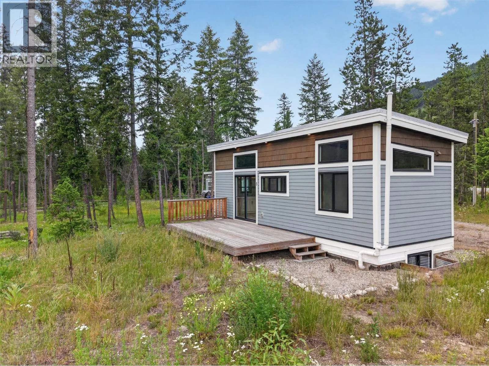 5533 33 Highway Unit# 1