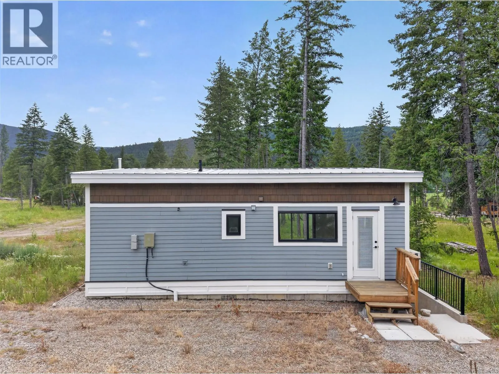 5533 33 Highway Unit# 1