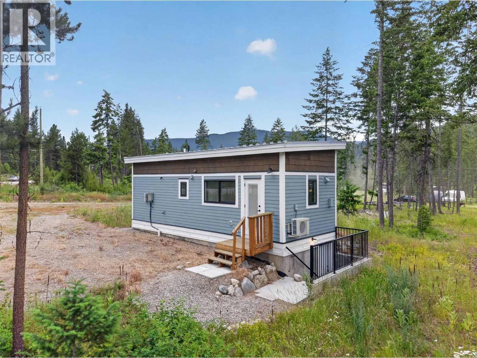 5533 33 Highway Unit# 1