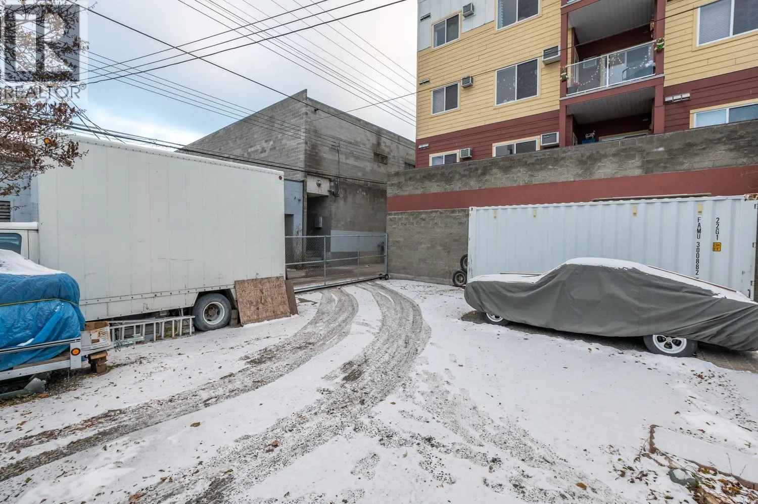 626 MARTIN Street