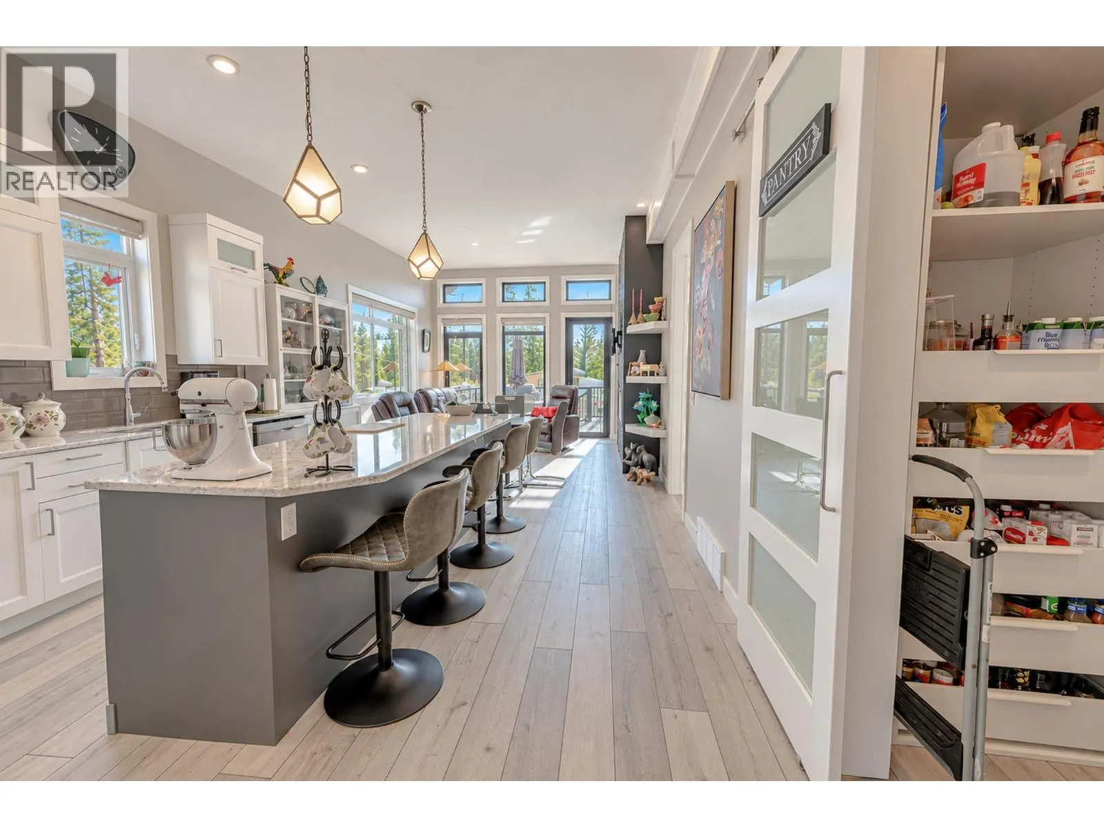 4978 Ponderosa Crescent