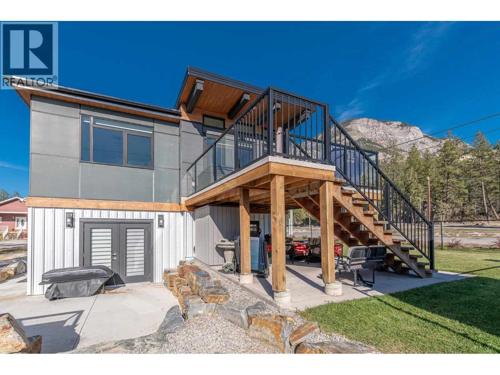 4978 Ponderosa Crescent