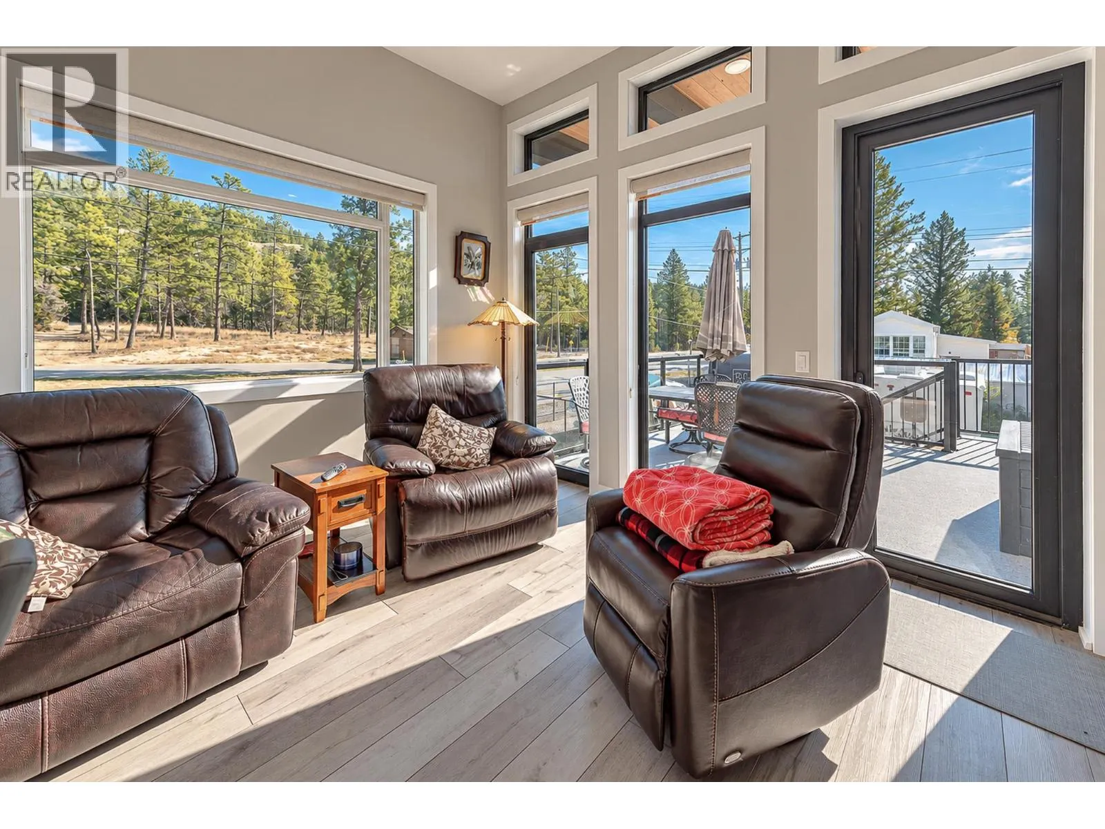 4978 Ponderosa Crescent