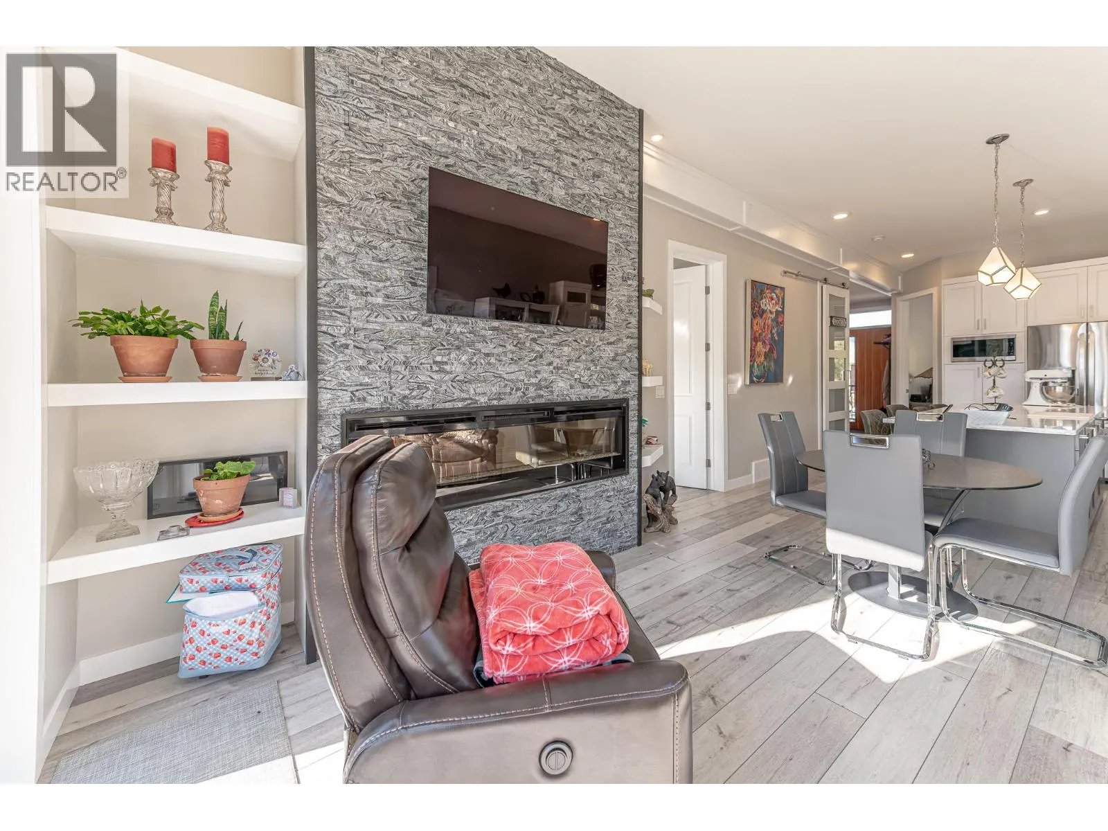 4978 Ponderosa Crescent