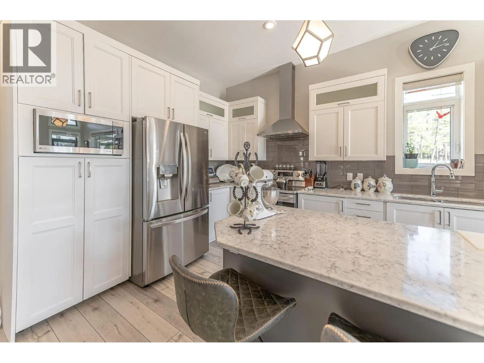4978 Ponderosa Crescent