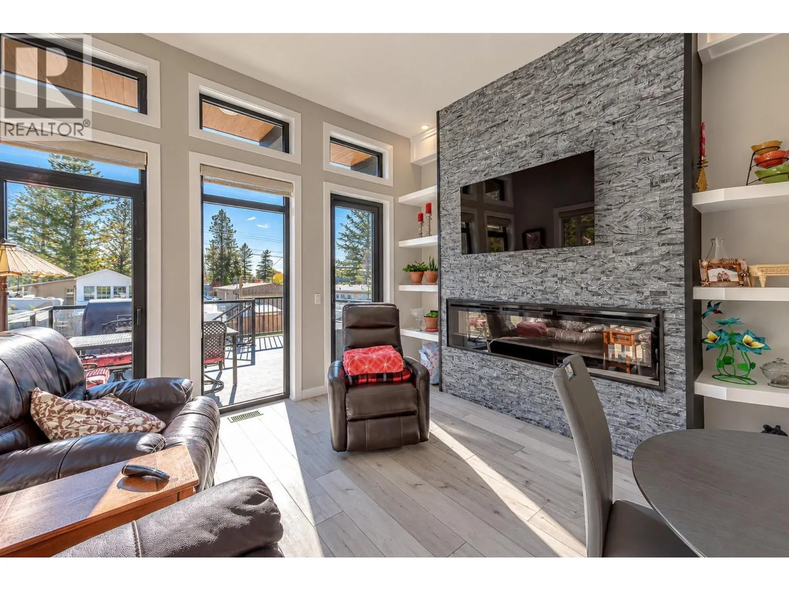 4978 Ponderosa Crescent