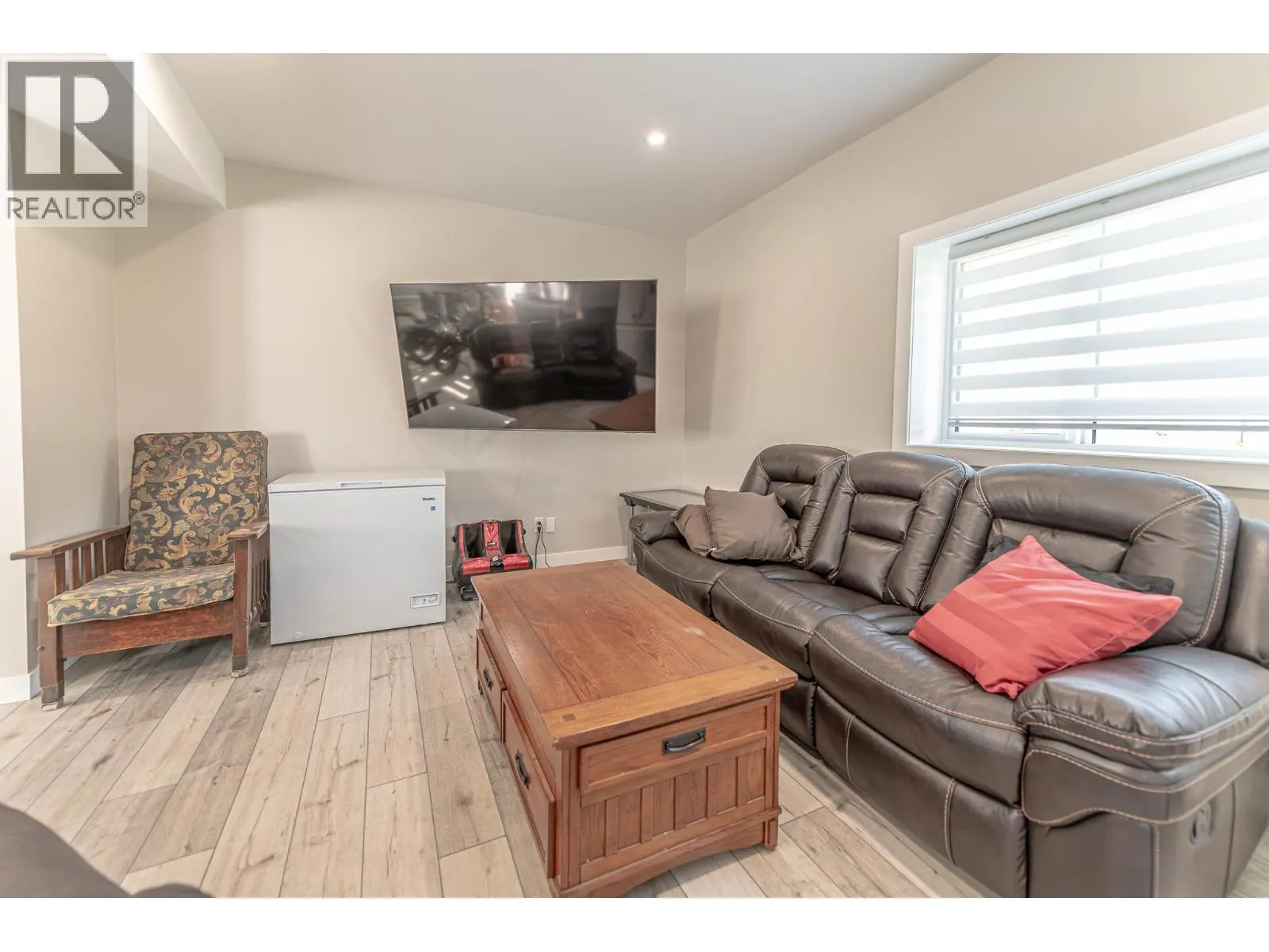 4978 Ponderosa Crescent