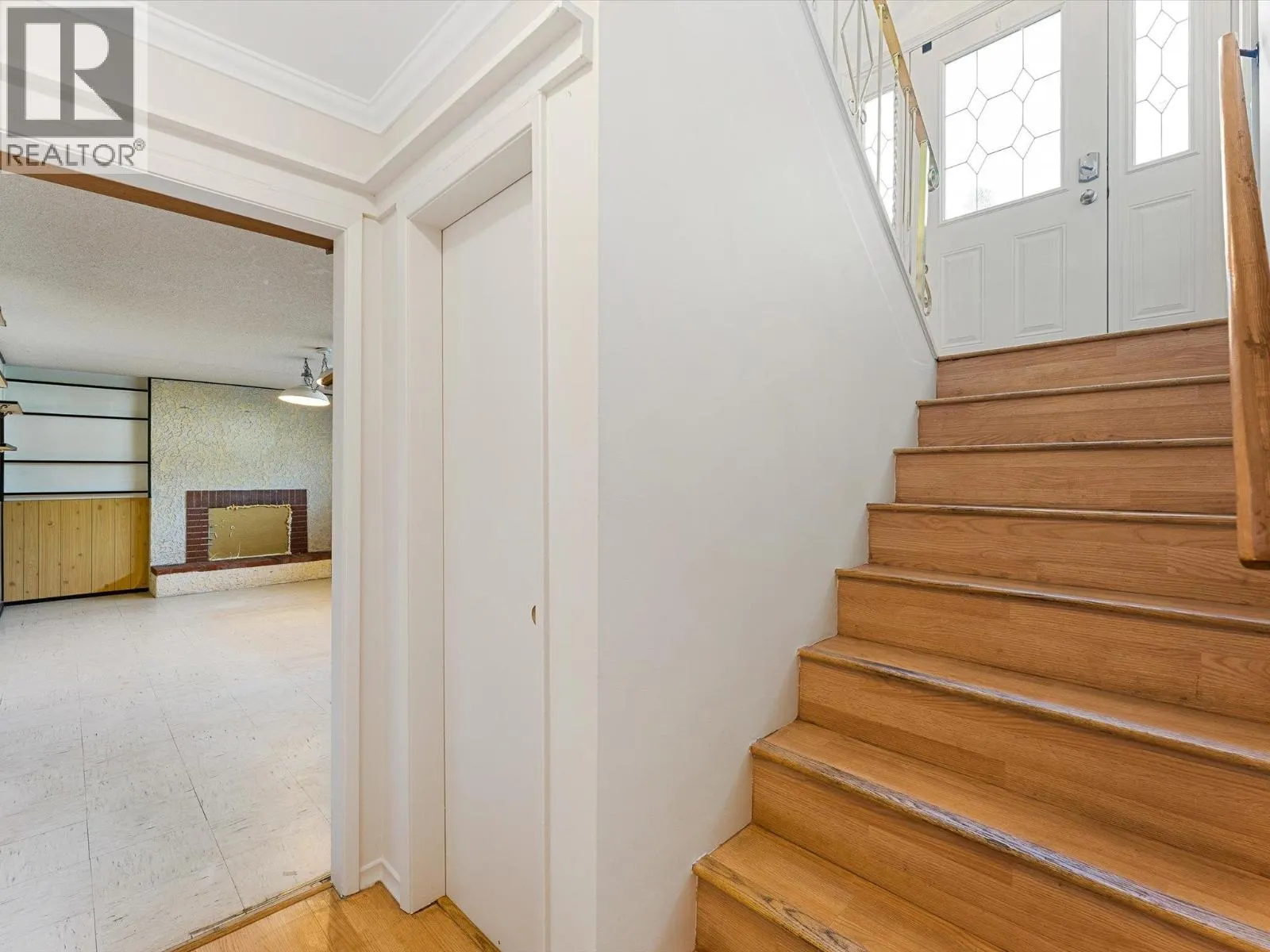 465 Hollydell Road