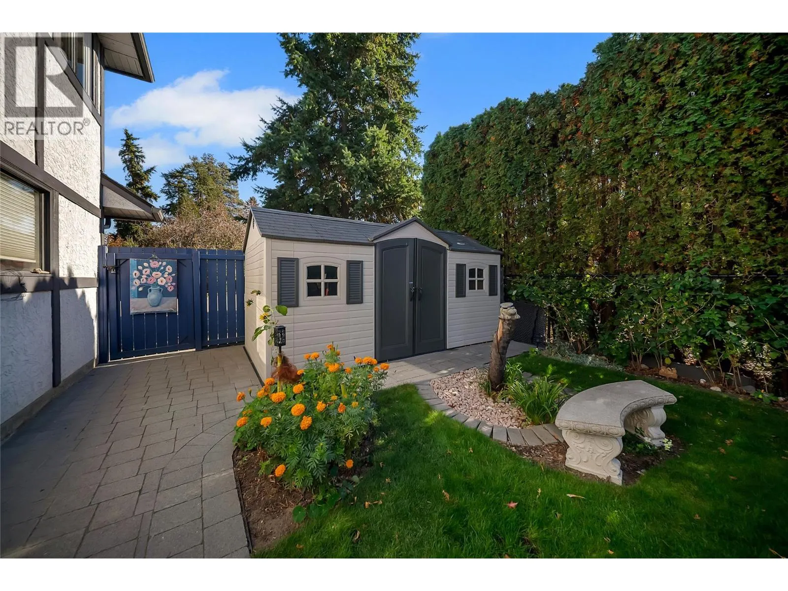 437 Duke Court