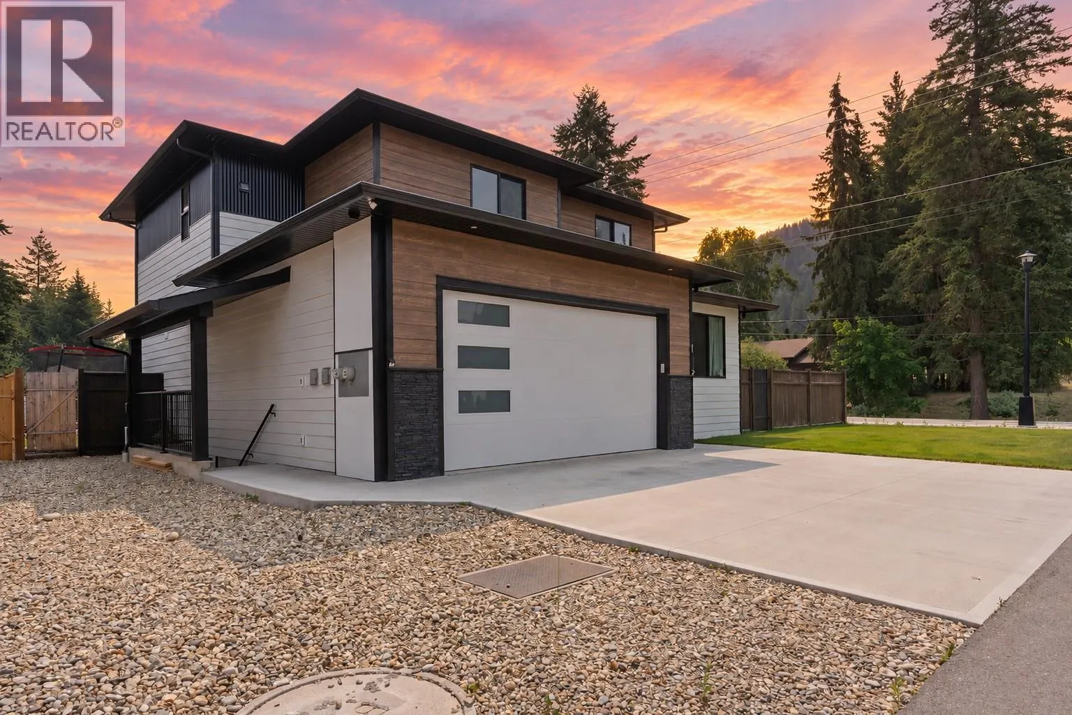 1441 20 Avenue SE Unit# 1