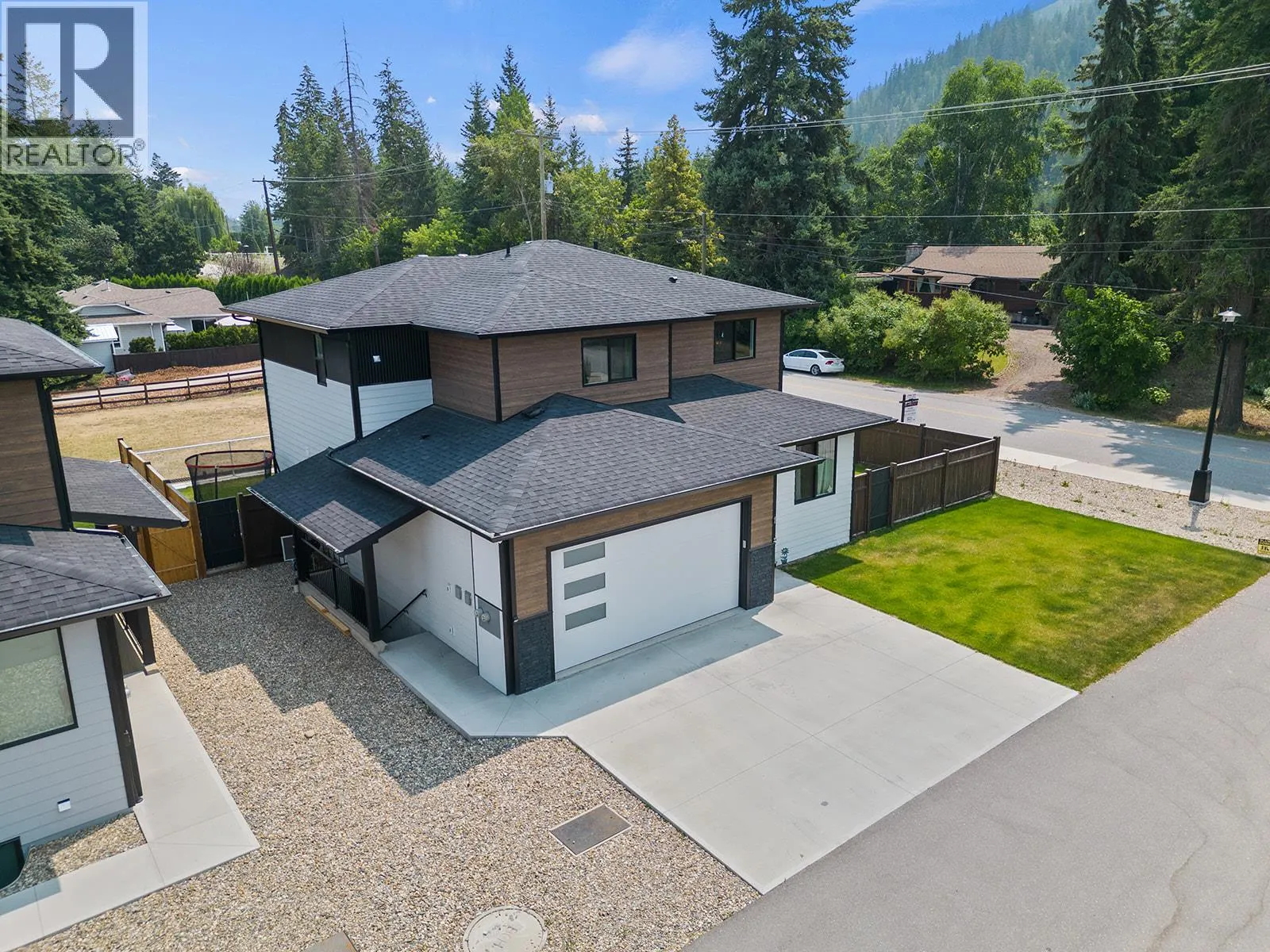 1441 20 Avenue SE Unit# 1
