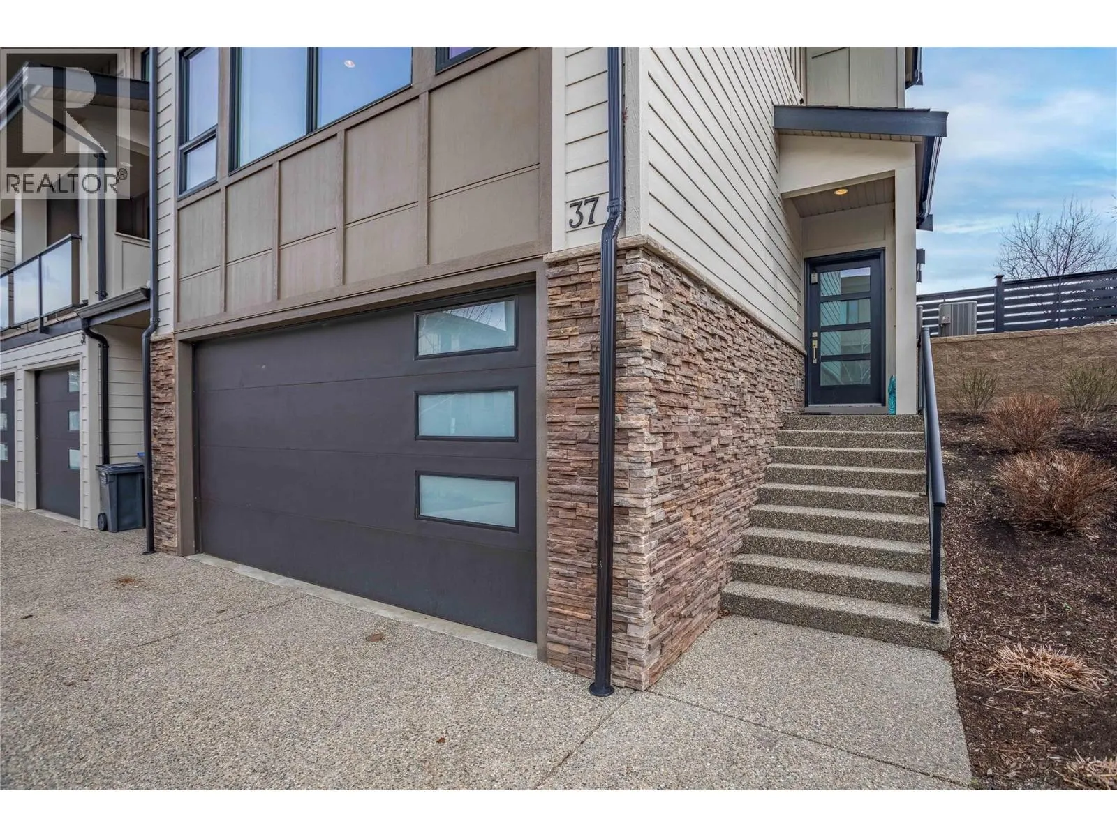 12798 Lake Hill Drive Unit# 37