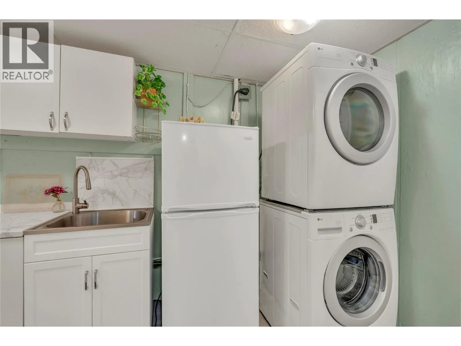 10907 Jubilee Road W Unit# 6
