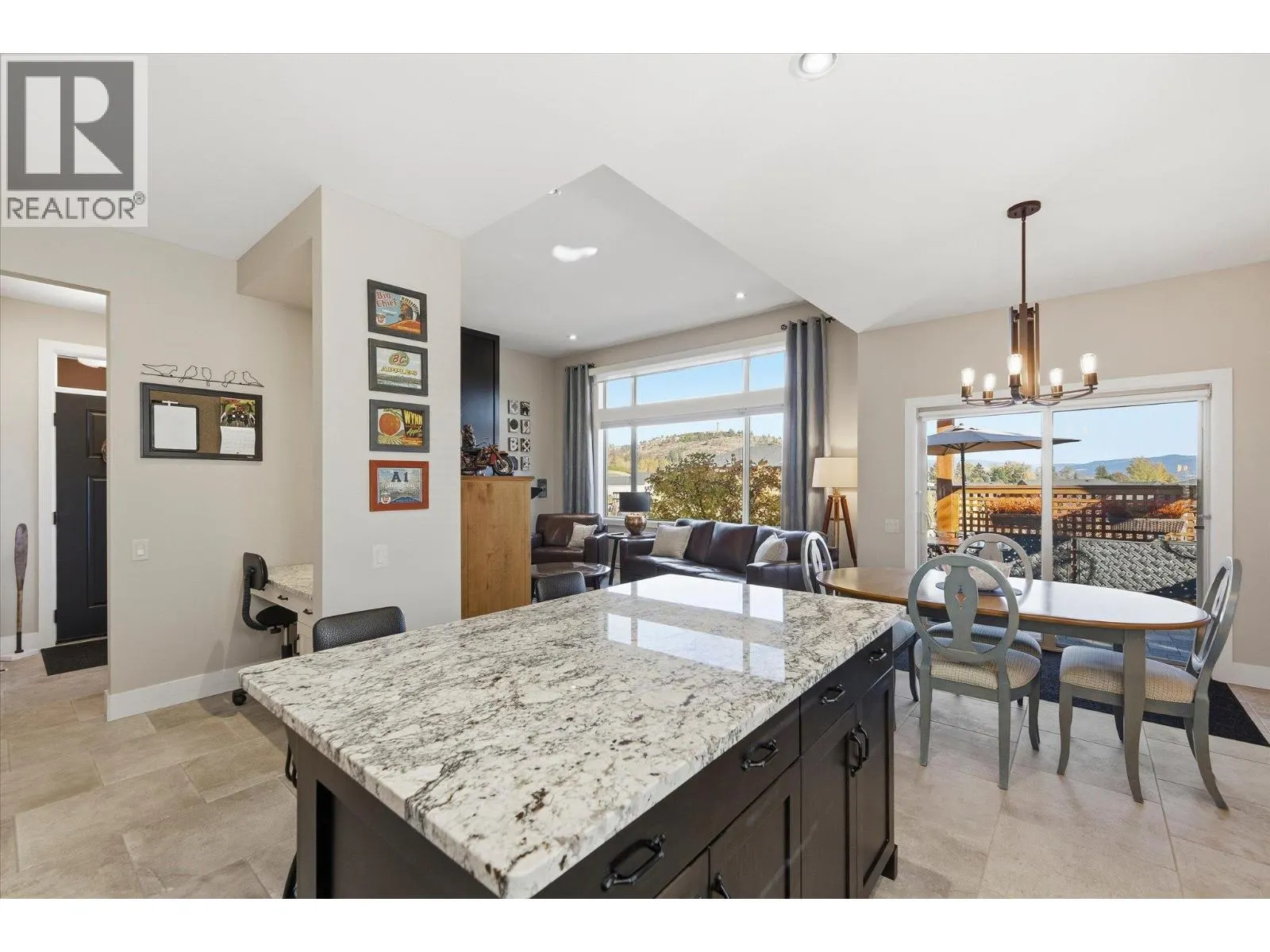 2115 Del Mar Court