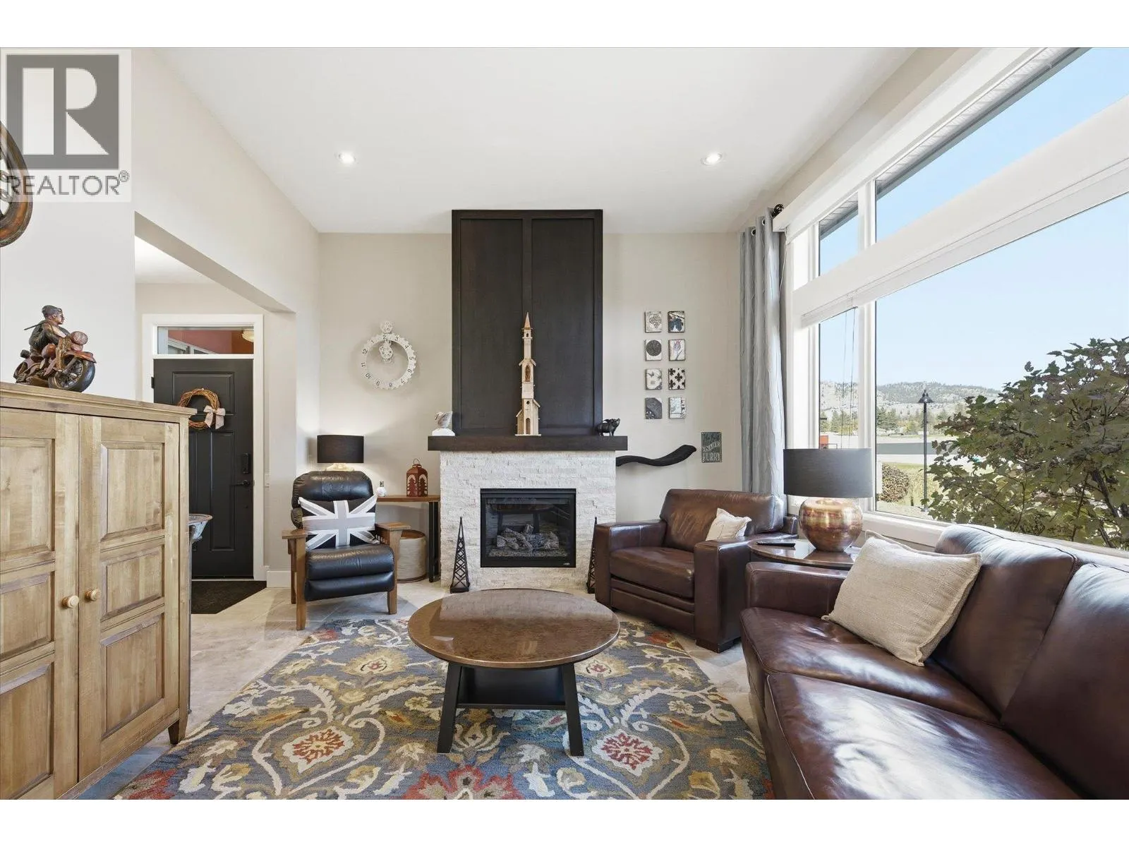 2115 Del Mar Court