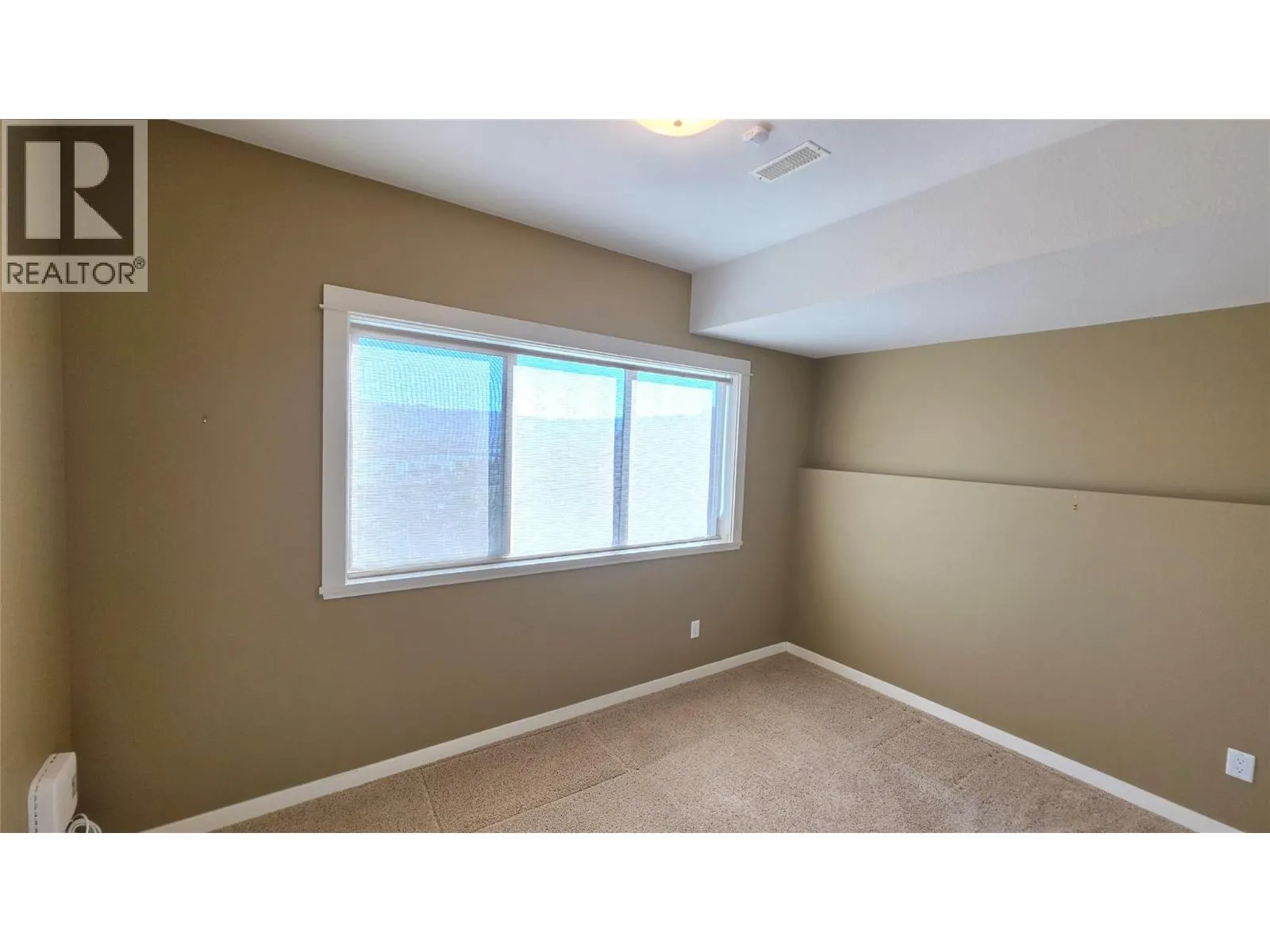 14 900 Stagecoach Drive