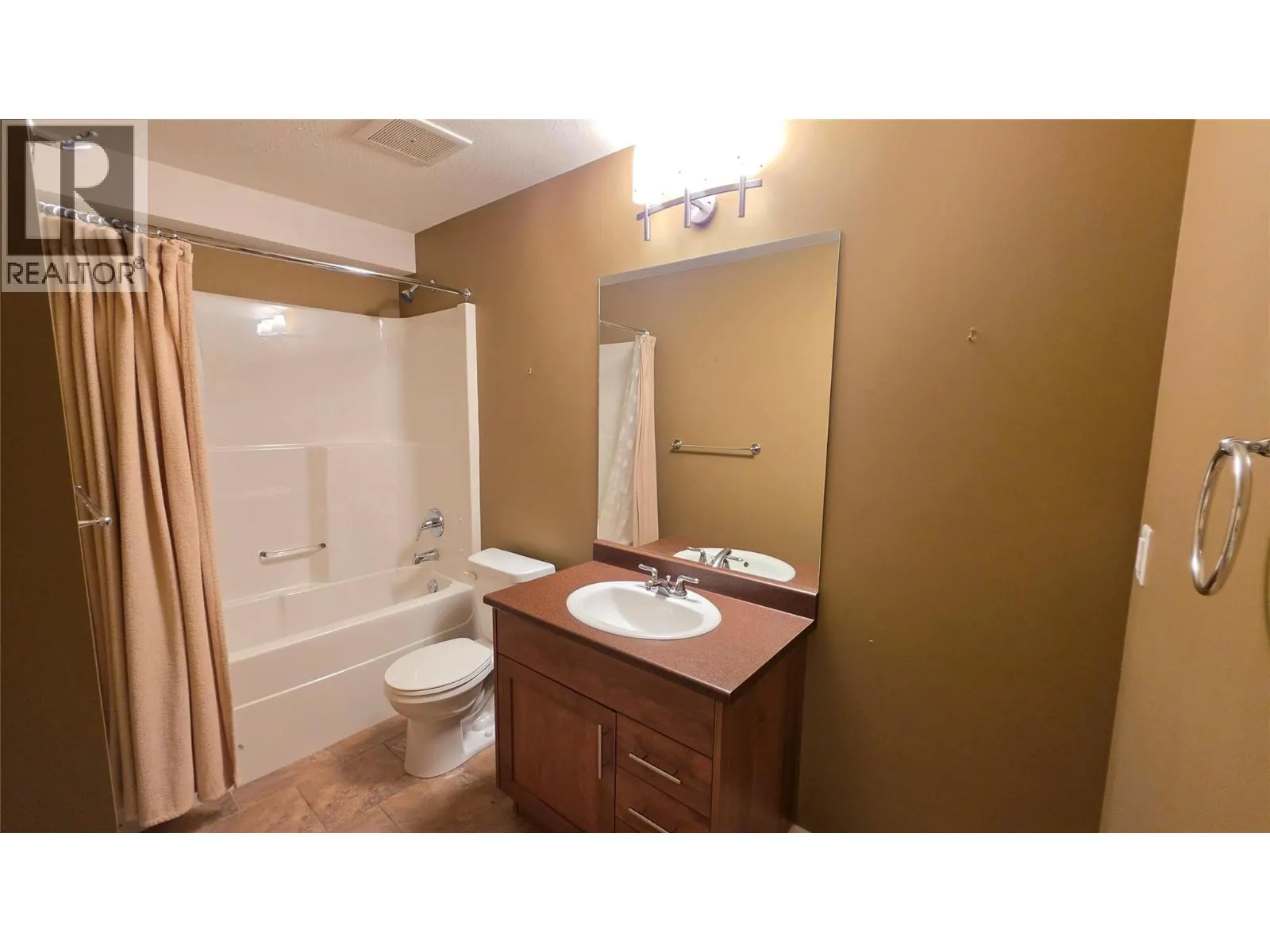 14 900 Stagecoach Drive