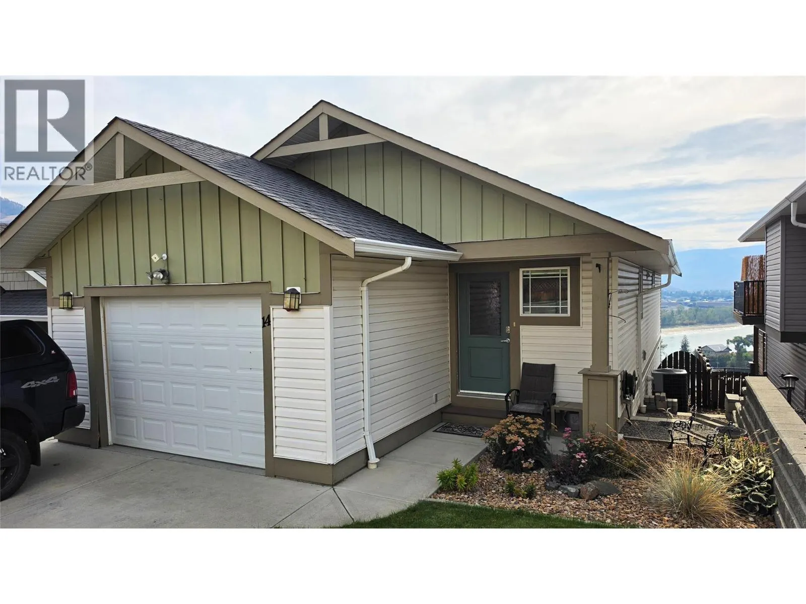 14 900 Stagecoach Drive