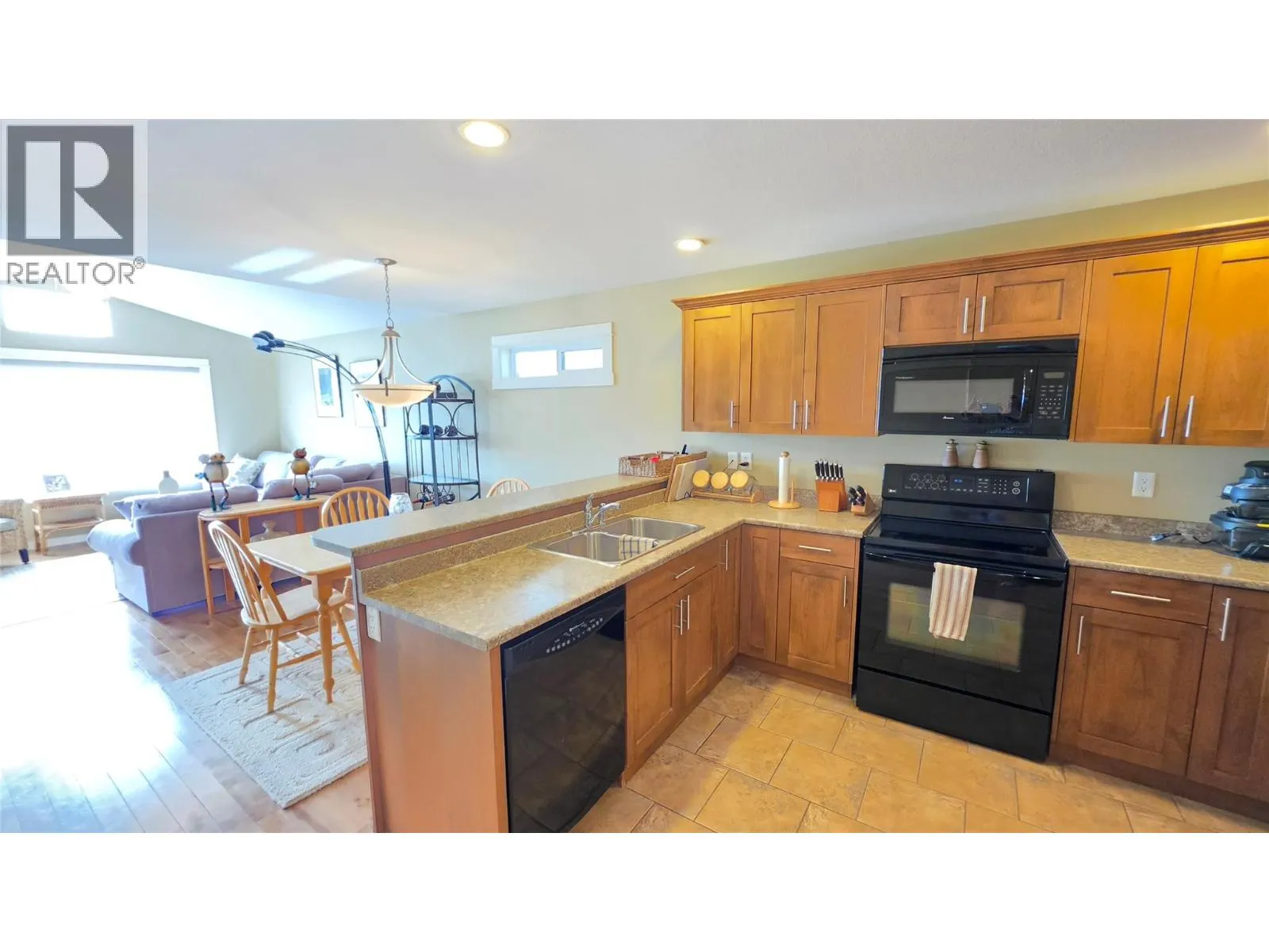 14 900 Stagecoach Drive