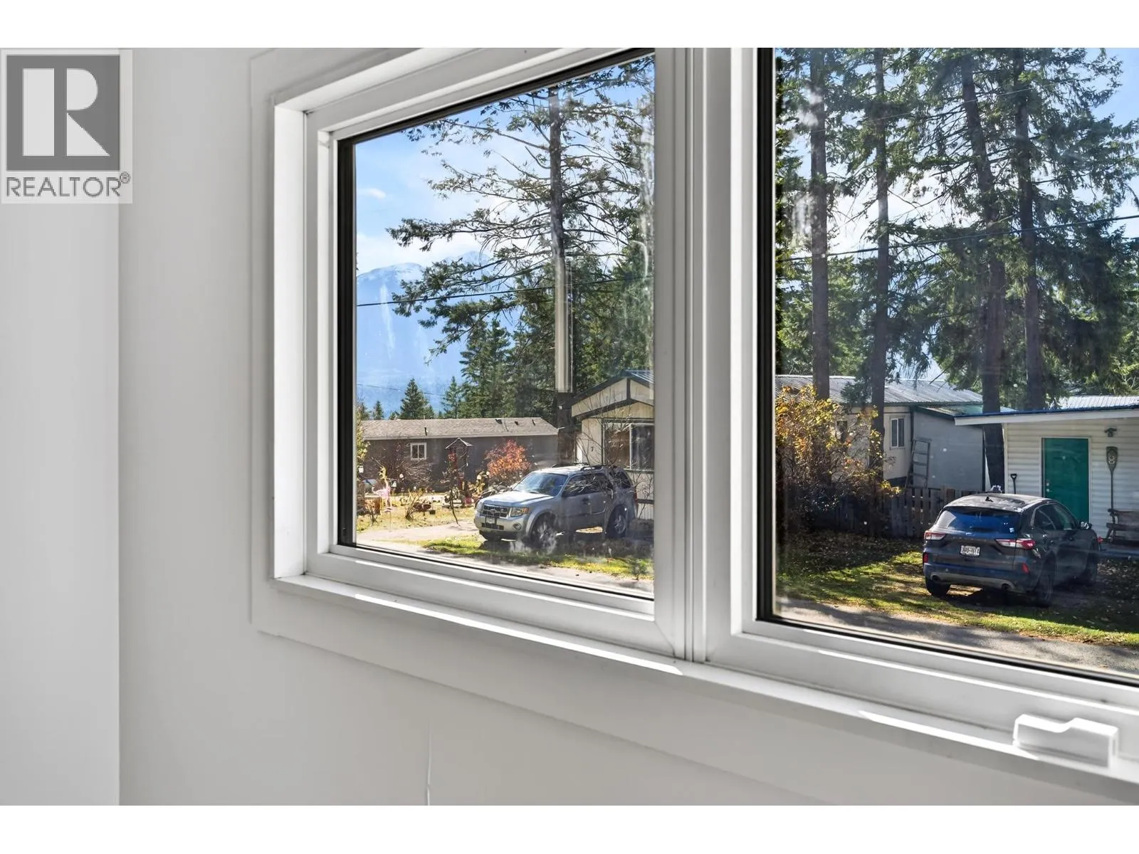 470 Reflection Lake Road Unit# 17