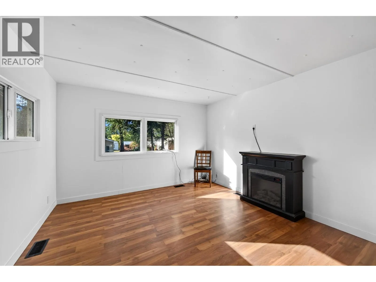 470 Reflection Lake Road Unit# 17